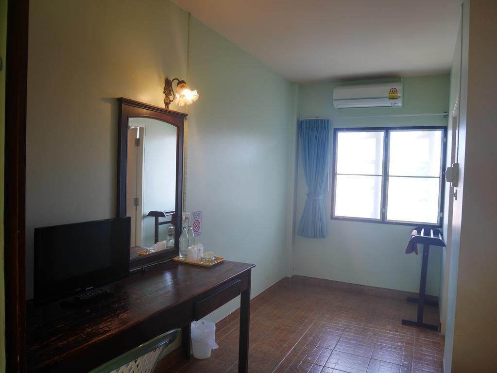 A Mansion Hotel Krabi town Extérieur photo