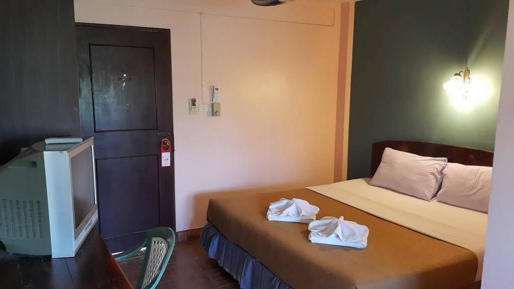 A Mansion Hotel Krabi town Extérieur photo